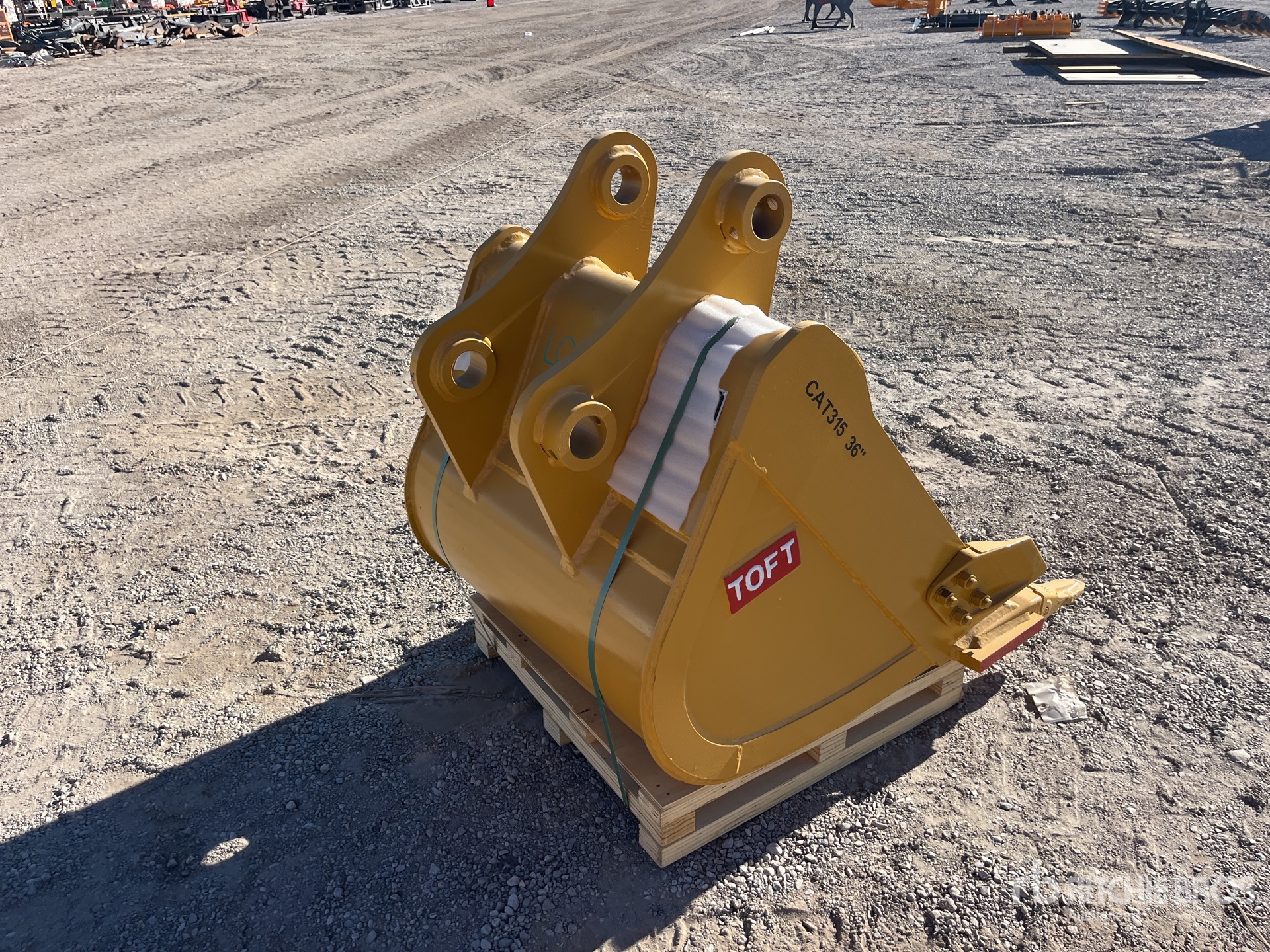 General Appearance with Image, coin arrière droit