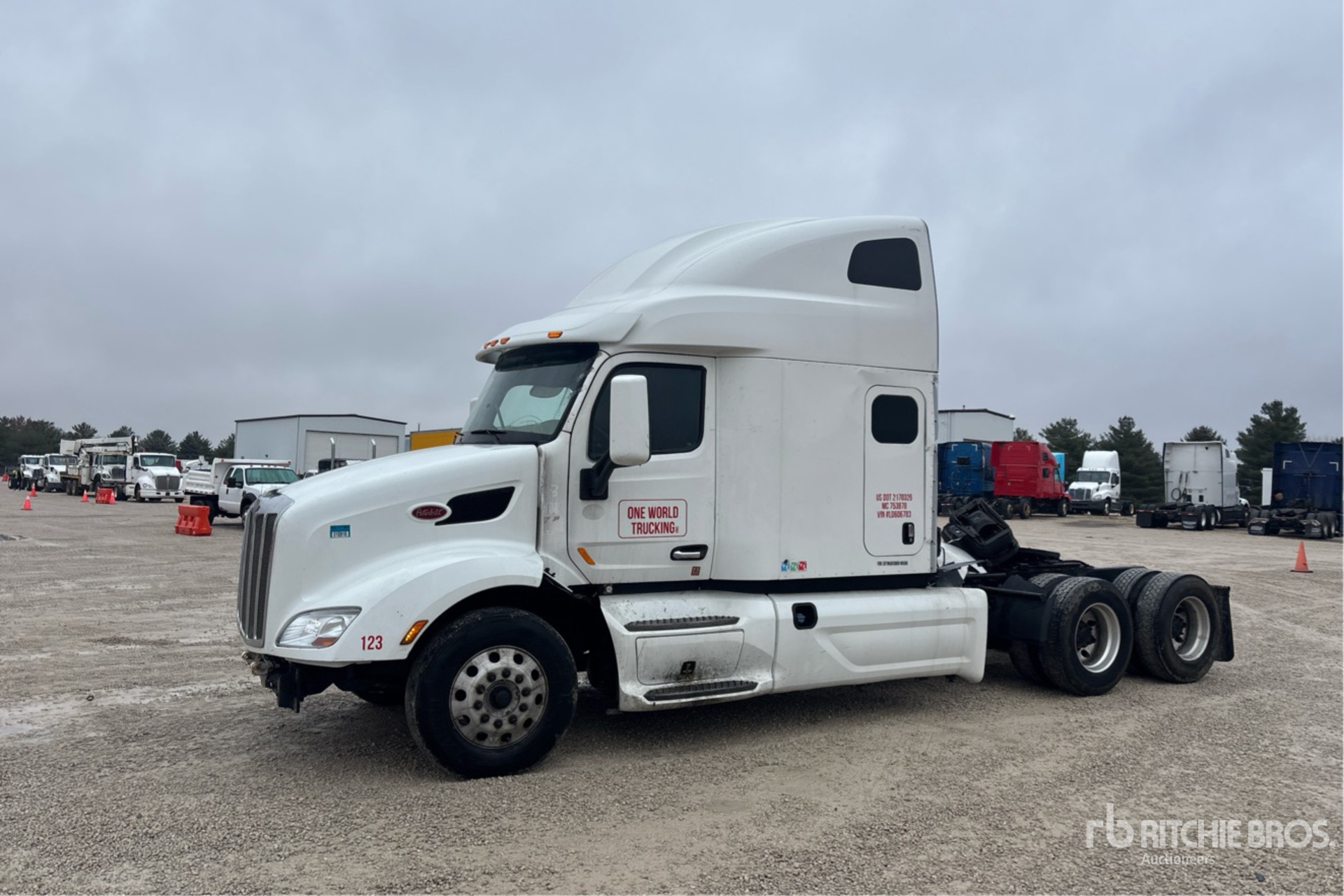 General Appearance with Picture, Left Front Corner