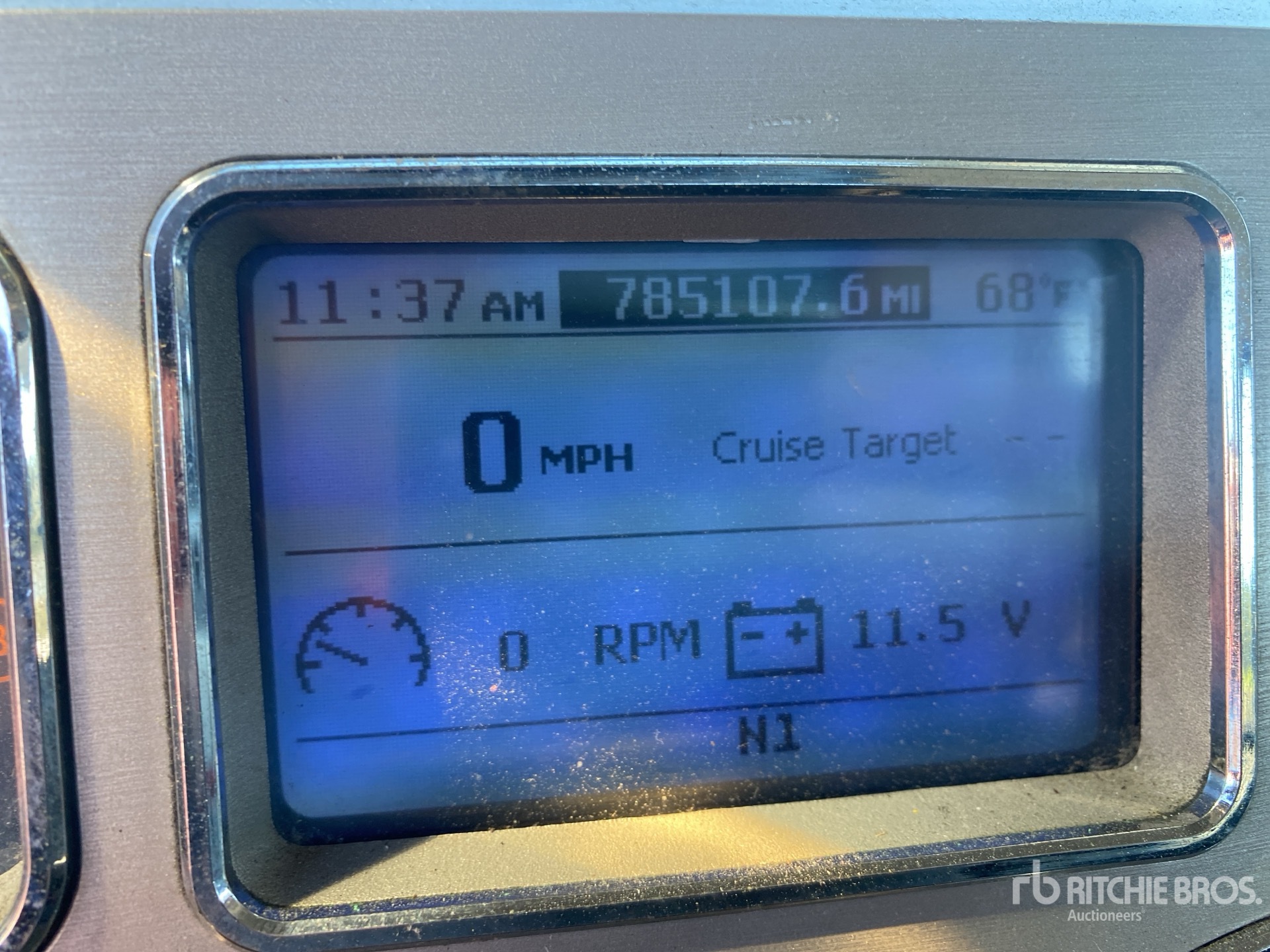General Appearance with Hour Meter / Odometer