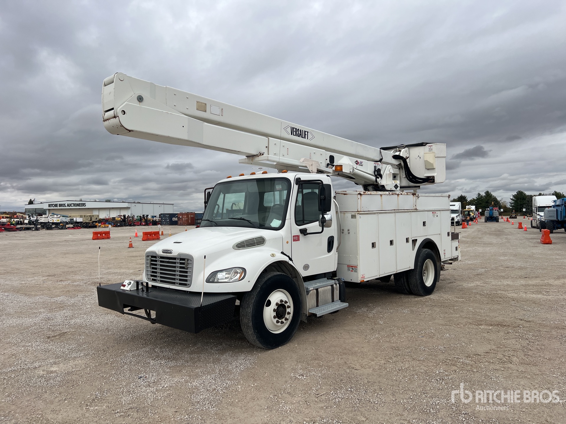 Aspect général with Image, coin avant gauche