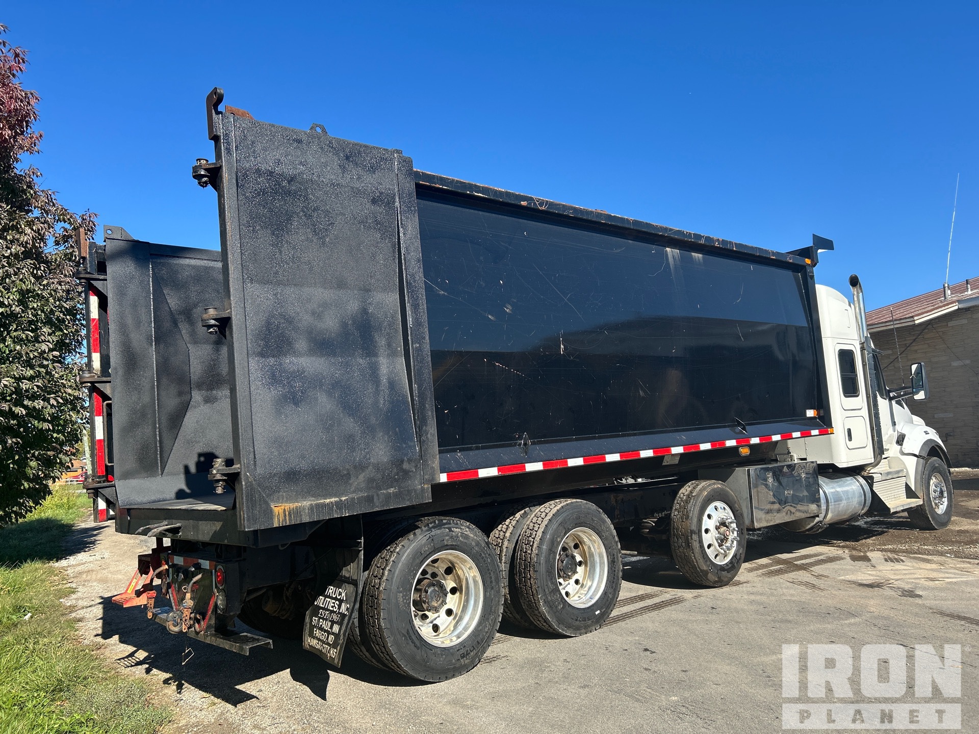 General Appearance with Bild, Ecke hinten rechts