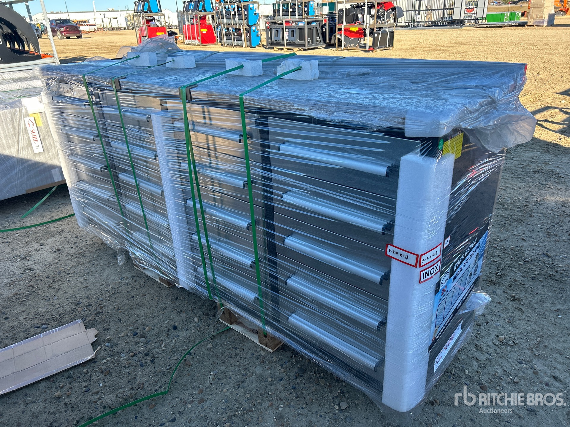 General Appearance with Foto, angolo anteriore sinistro