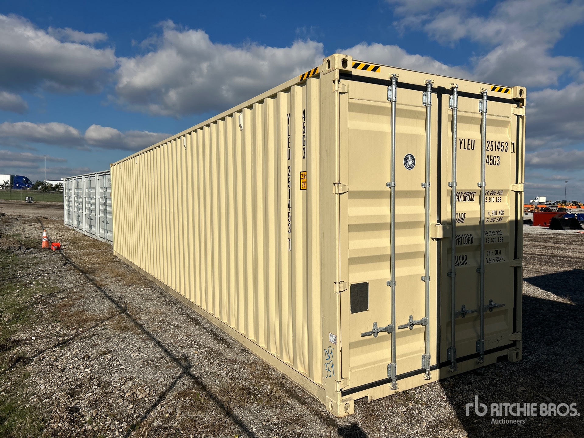 General Appearance with Picture, Right Front Corner