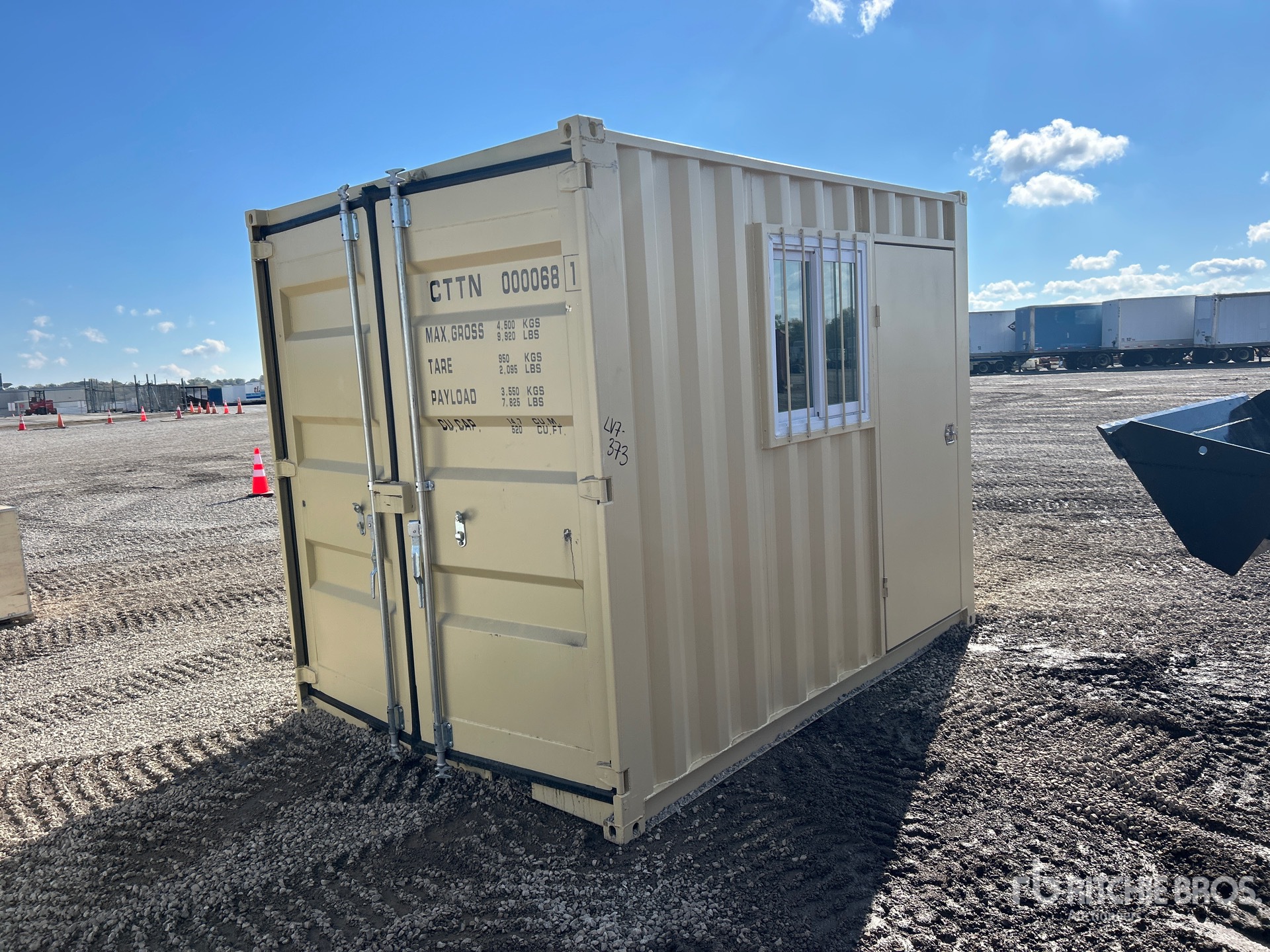 General Appearance with Picture, Left Front Corner