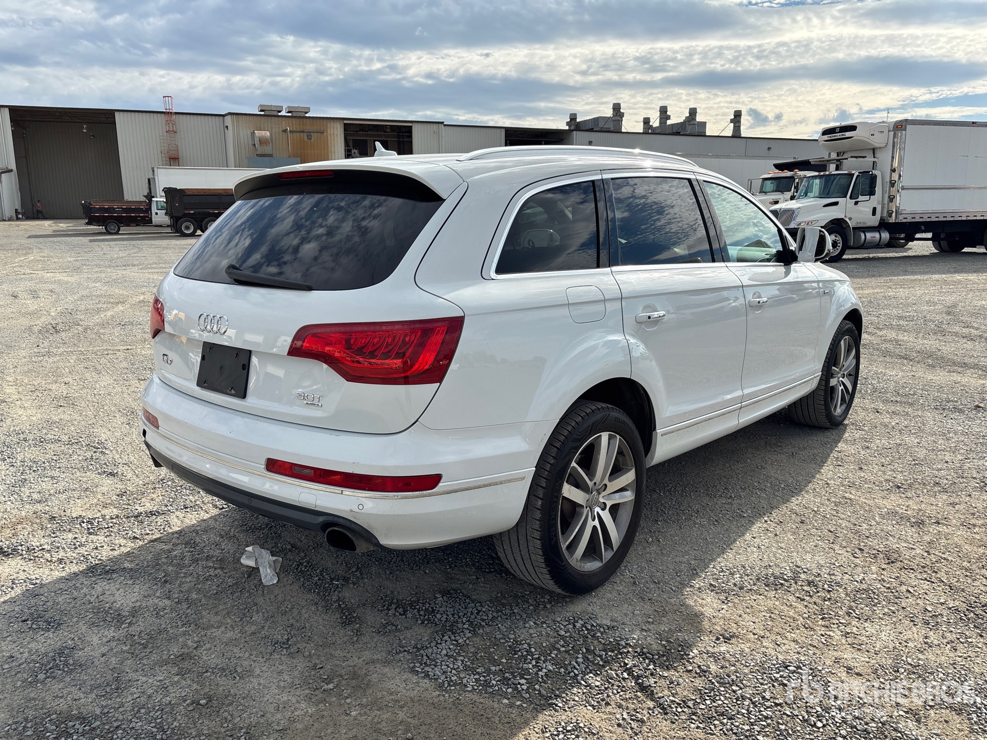 General Appearance with Picture, Right Rear Corner