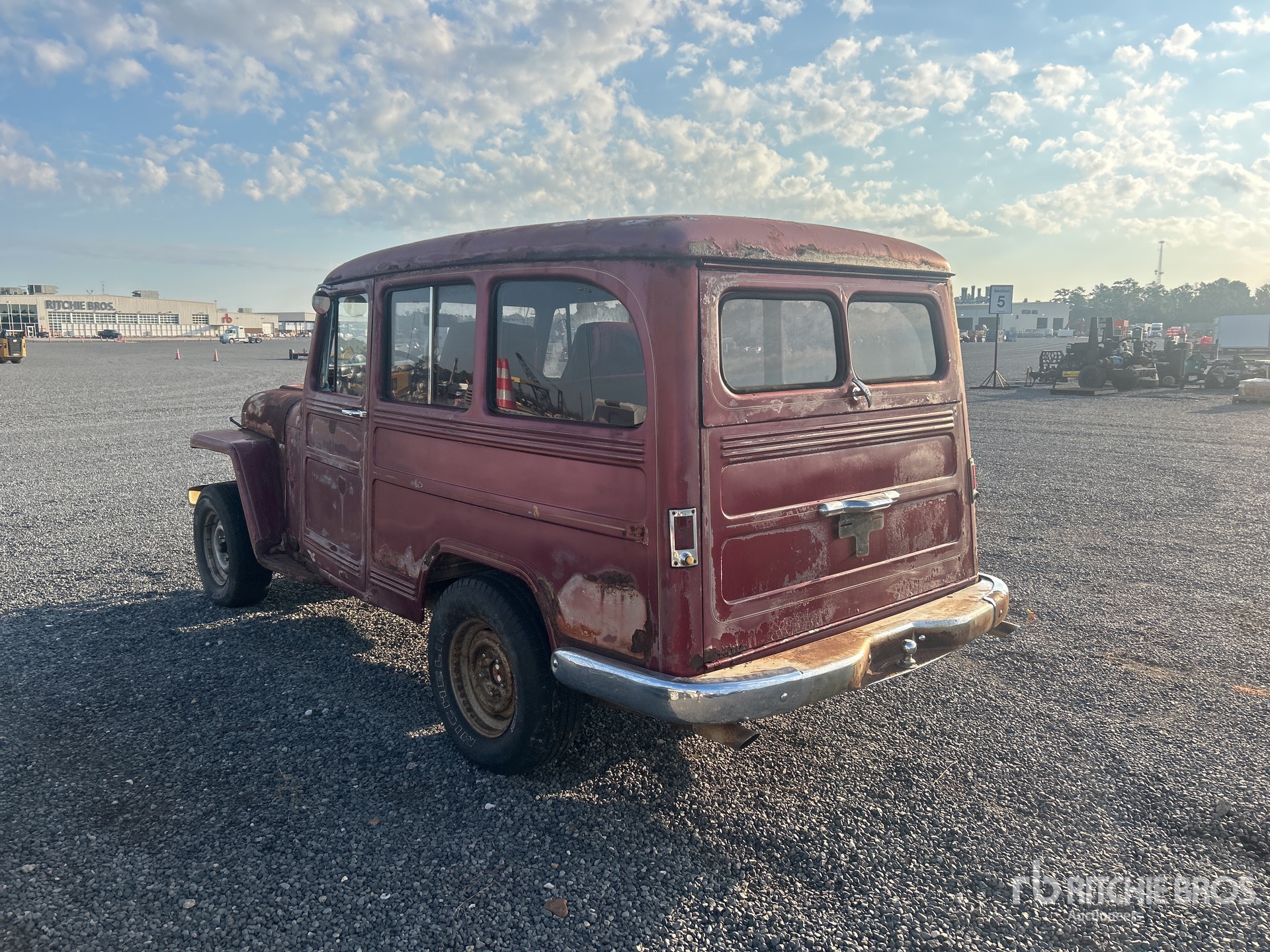 General Appearance with Picture, Left Rear Corner