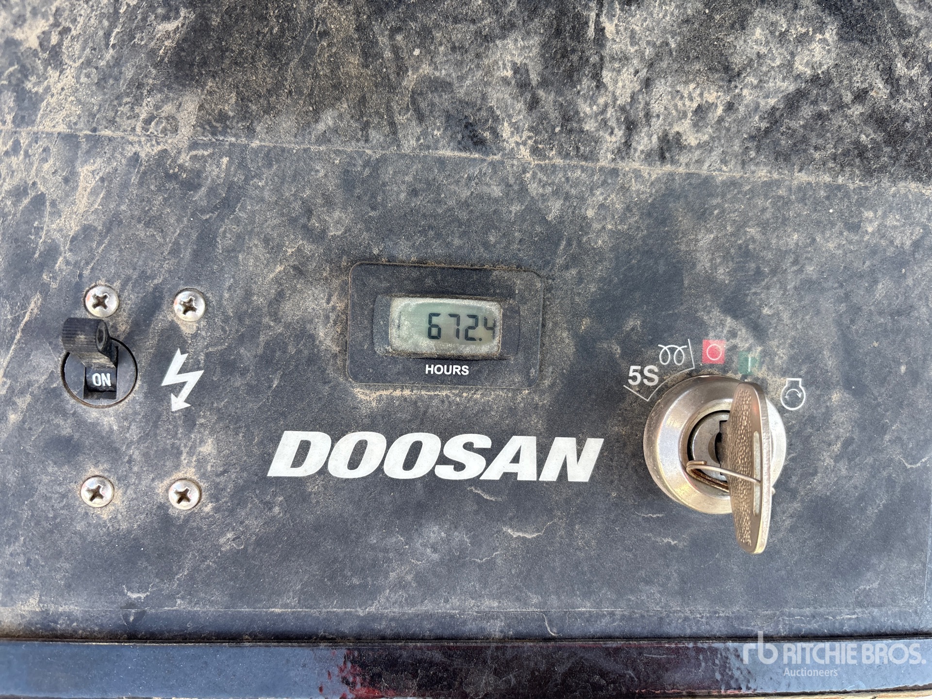 General Appearance with Hour Meter / Odometer