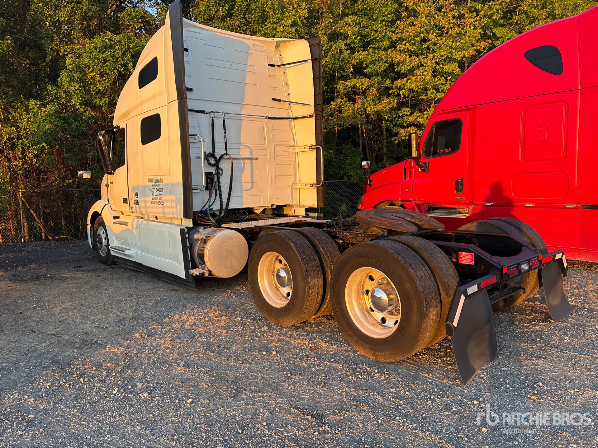 General Appearance with Picture, Left Rear Corner