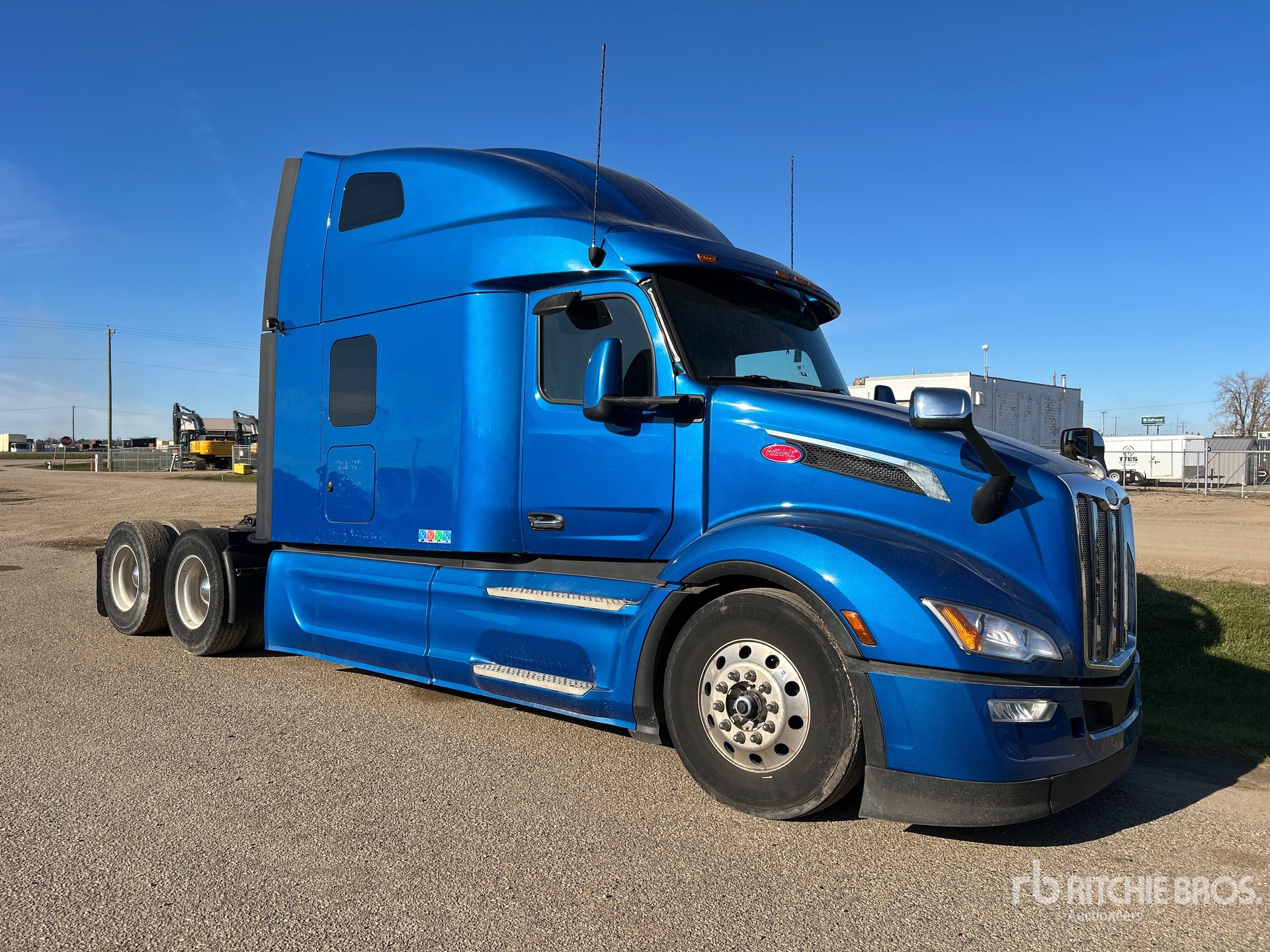 General Appearance with Image, coin avant droit