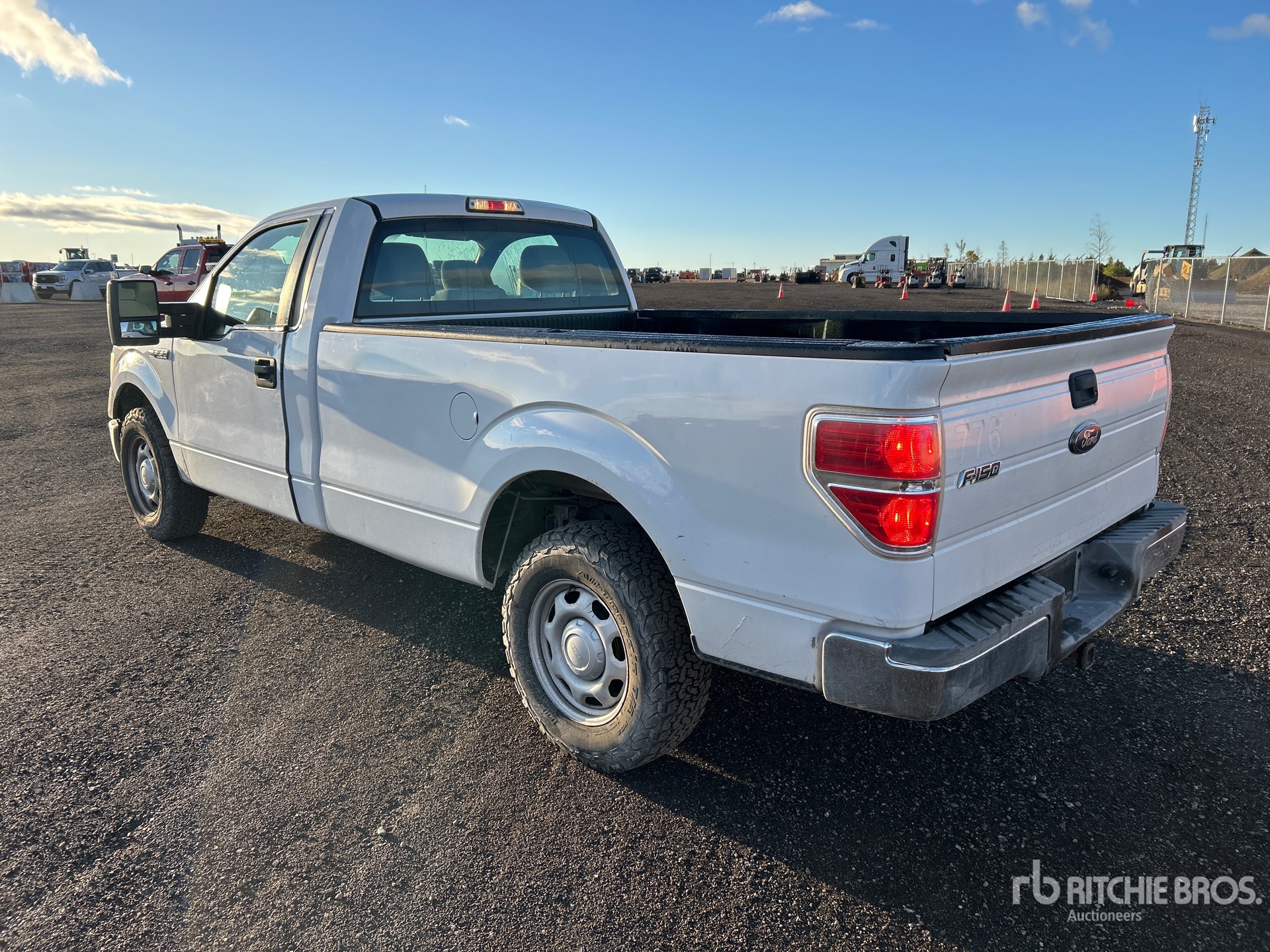 General Appearance with Picture, Left Rear Corner