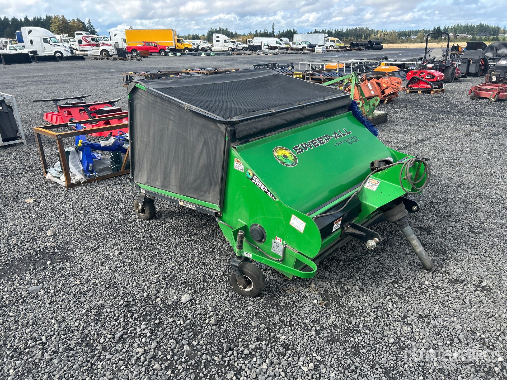 General Appearance with Picture, Right Front Corner