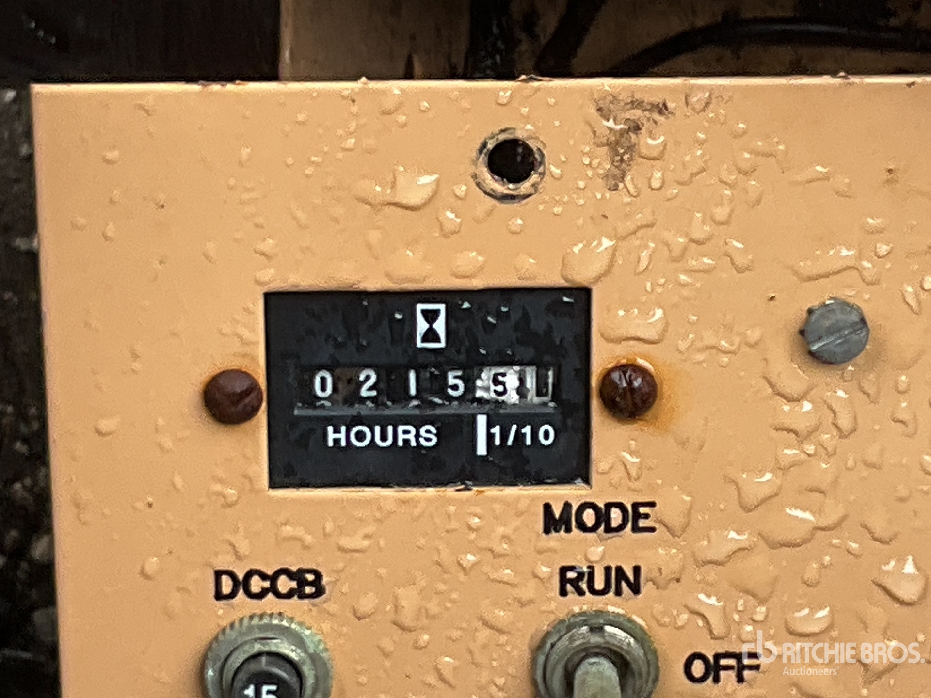 General Appearance with Hour Meter / Odometer