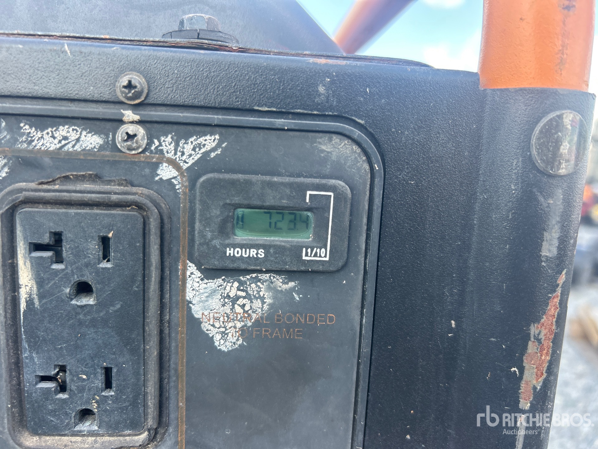 General Appearance with Hour Meter / Odometer
