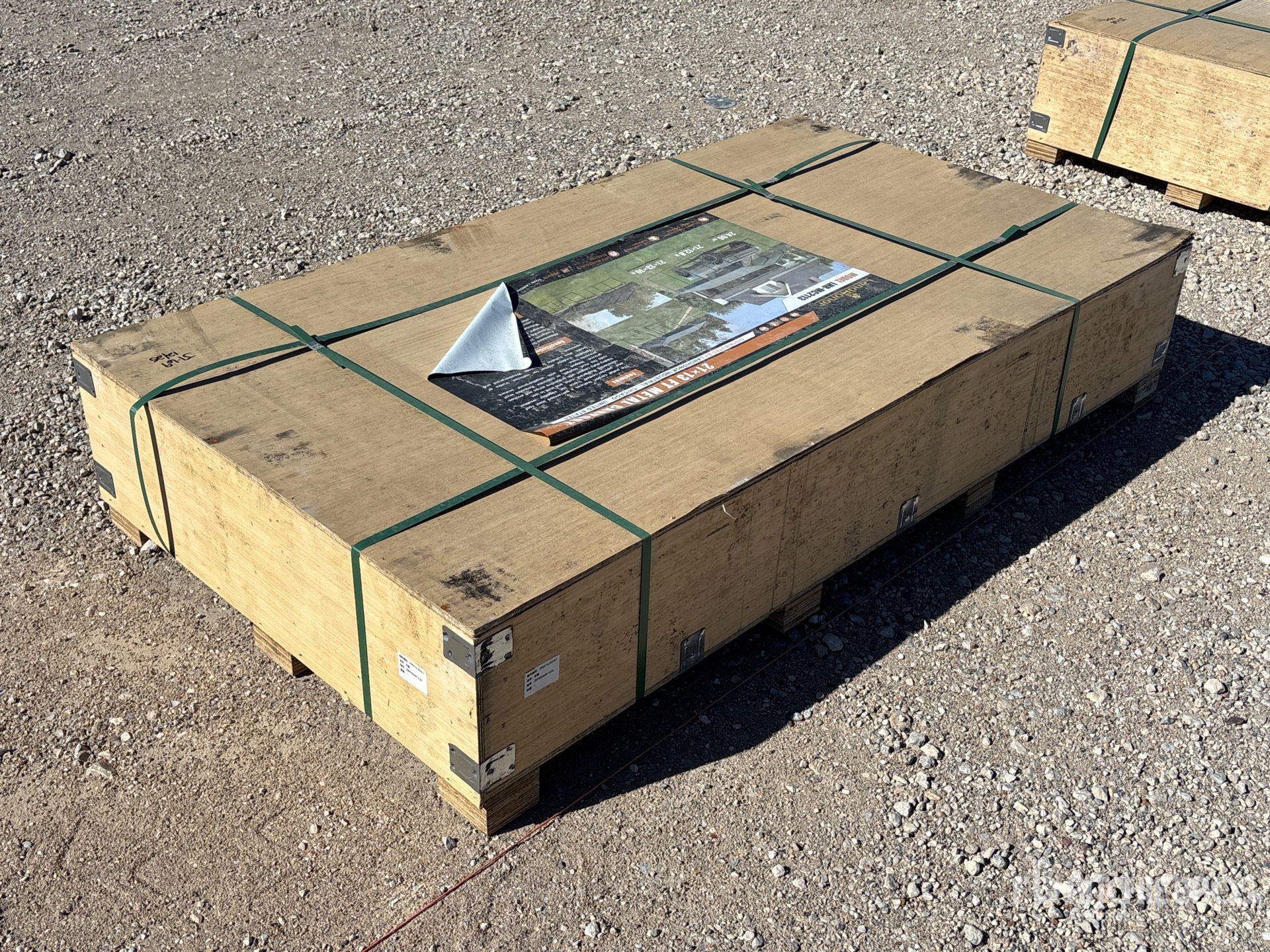 General Appearance with Picture, Left Rear Corner