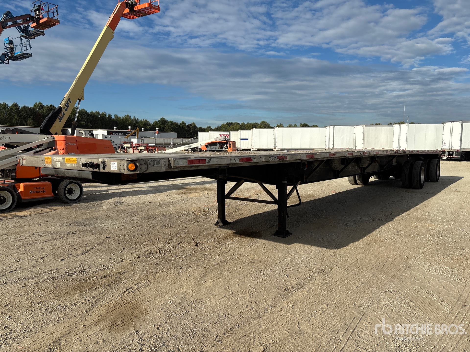 General Appearance with Foto, angolo anteriore sinistro