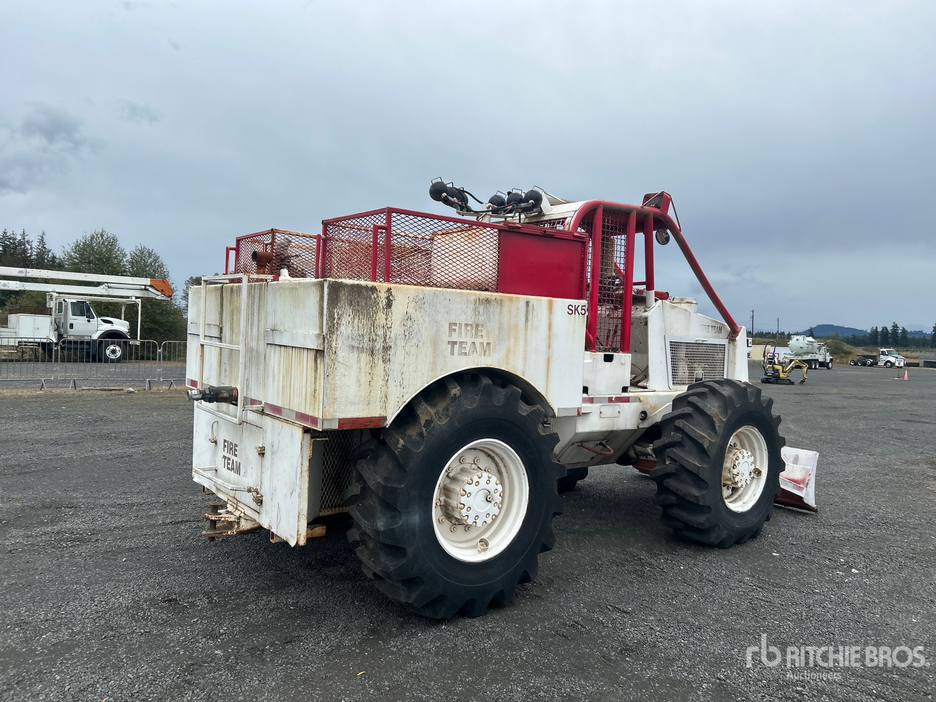 General Appearance with Picture, Right Rear Corner