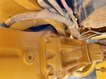 Drivetrain with Front Axle Oscillating Pin