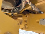 Drivetrain with Front Axle Oscillating Pin