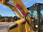 Hydraulics with Loader Lift Cylinders