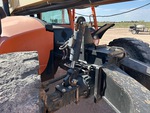 Hydraulics with Frame Leveling Cylinders