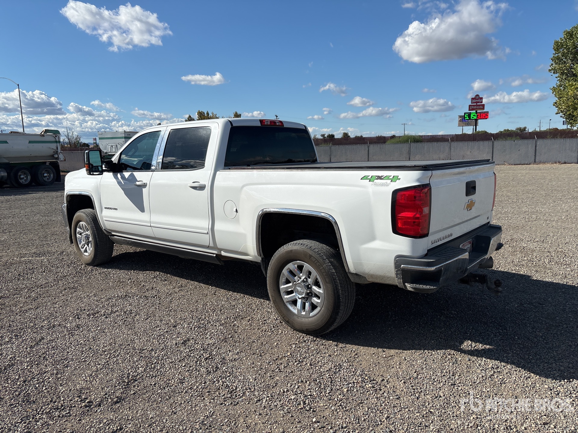 General Appearance with Picture, Left Rear Corner