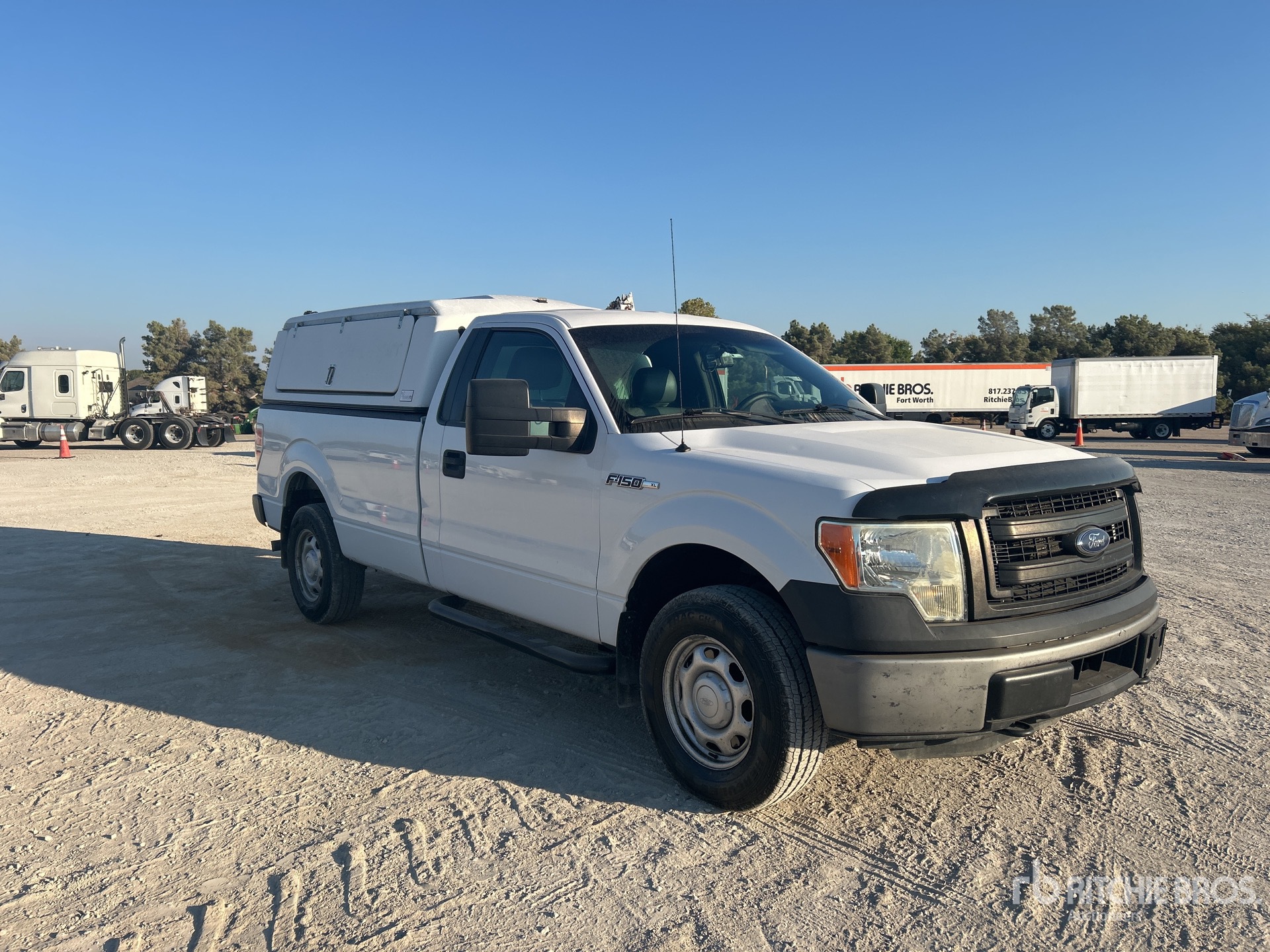 General Appearance with Picture, Right Front Corner