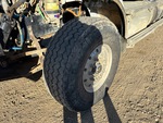4 Underbody - Truck with 