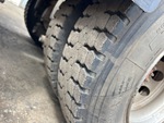 4 Underbody - Truck with 