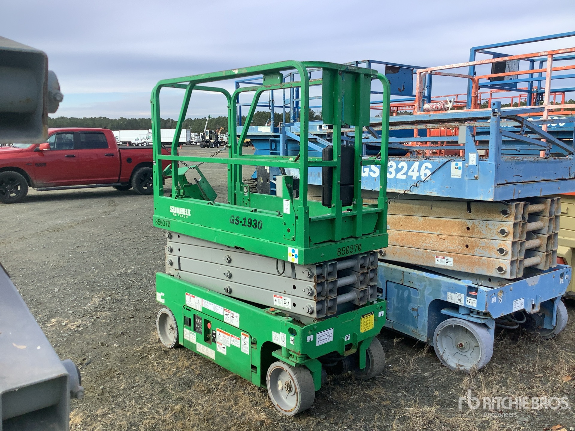 General Appearance with Featured Photo