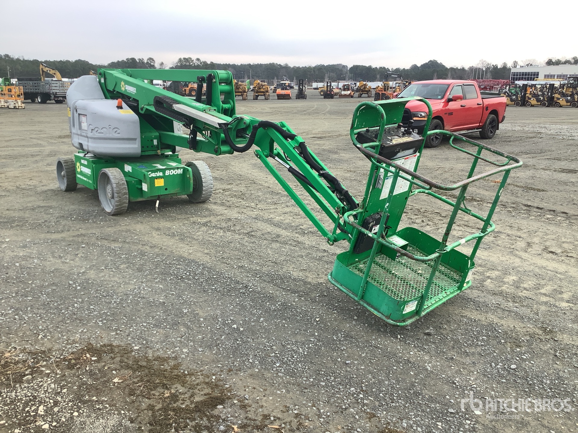 General Appearance with Picture, Right Front Corner