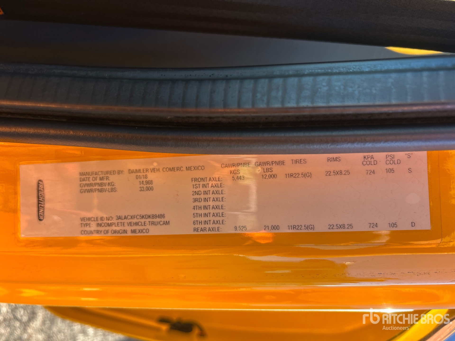 General Appearance with Serial Number / VIN