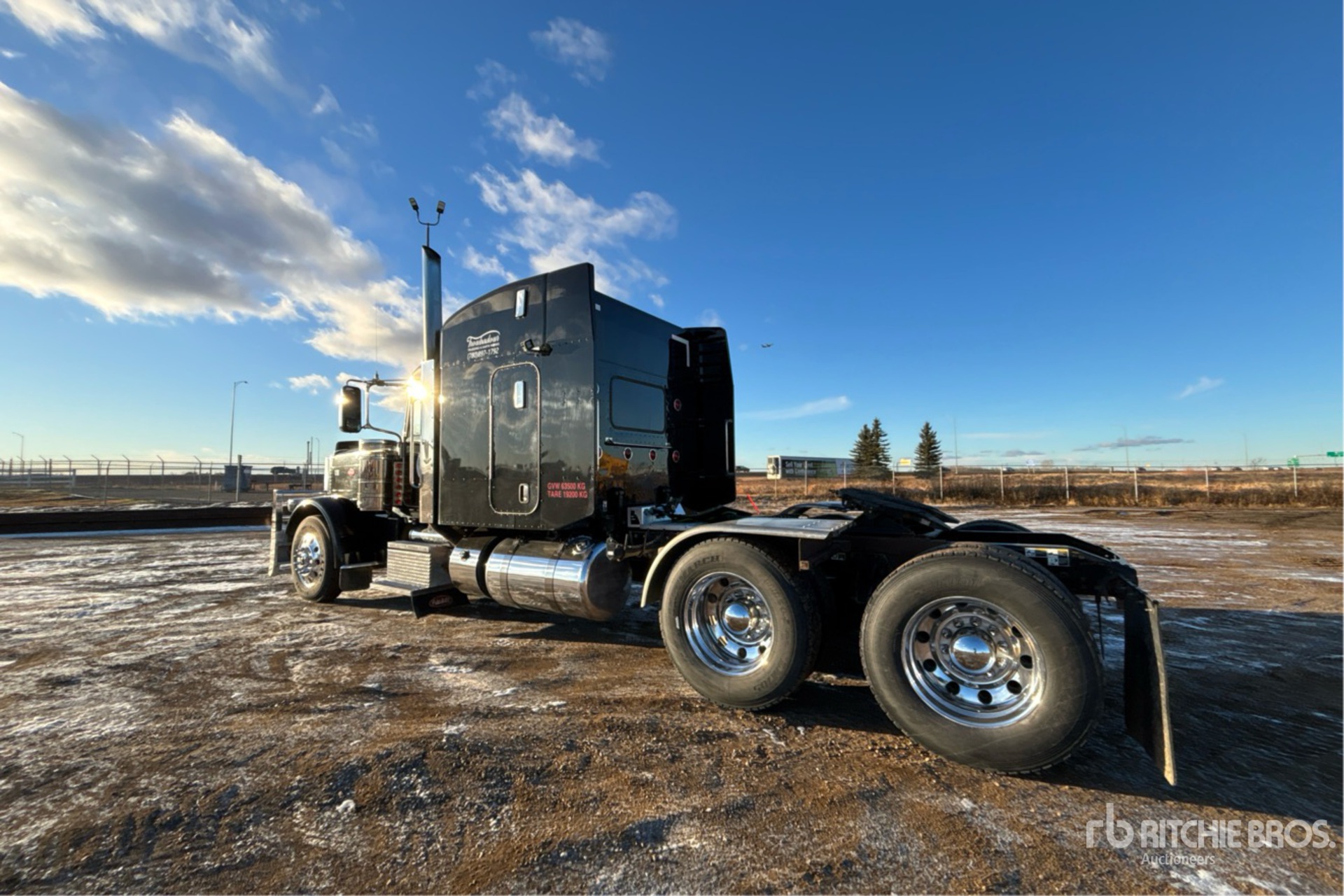 General Appearance with Picture, Left Rear Corner