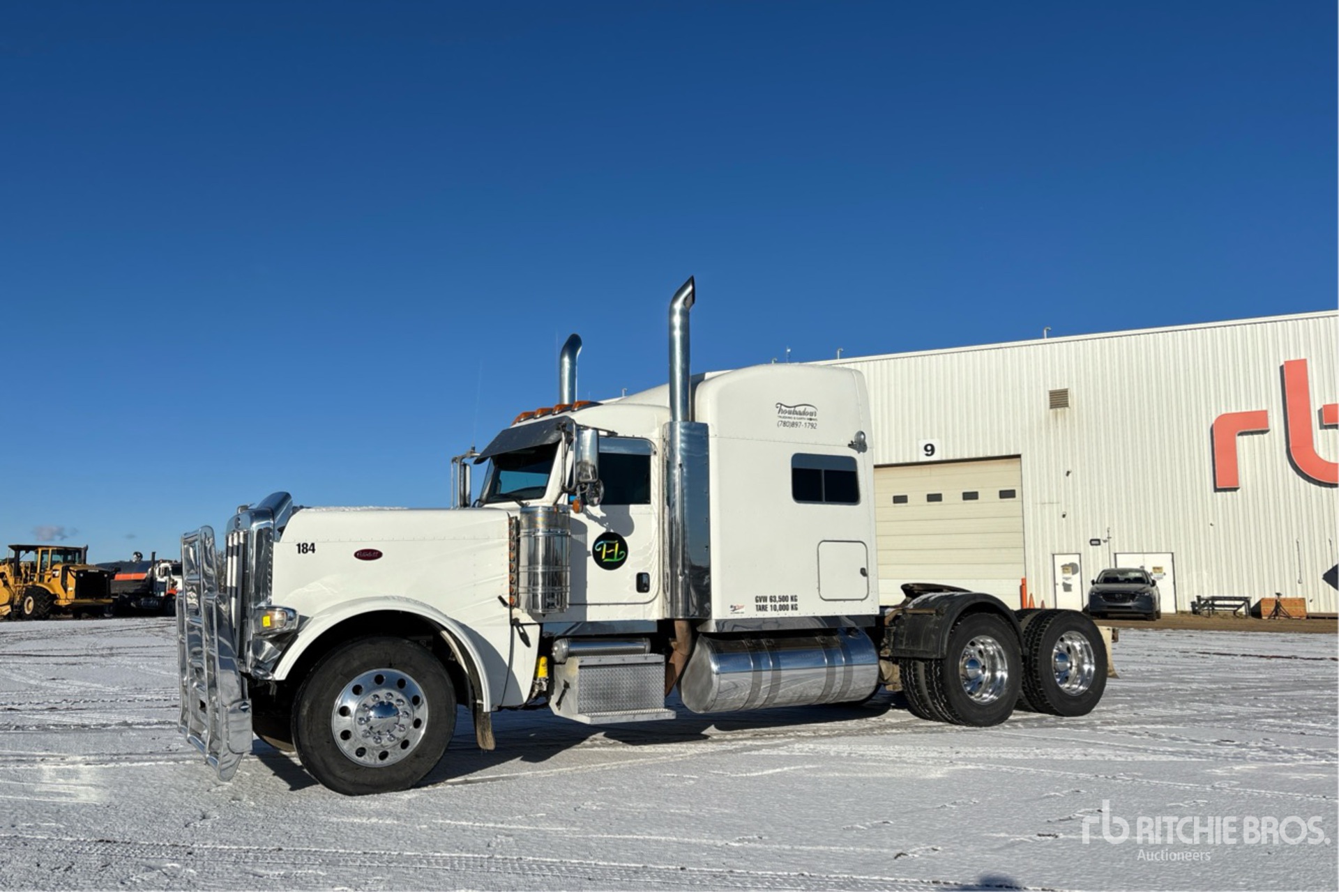 General Appearance with Picture, Left Front Corner