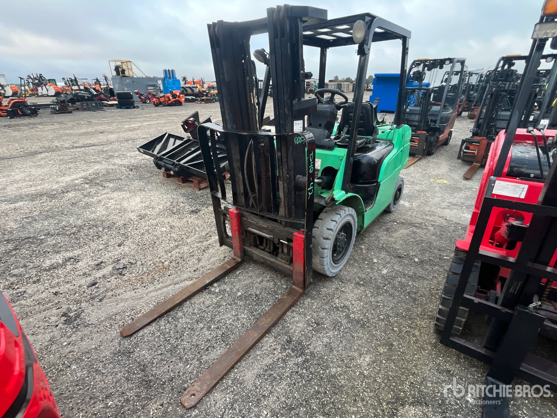 General Appearance with Picture, Left Front Corner