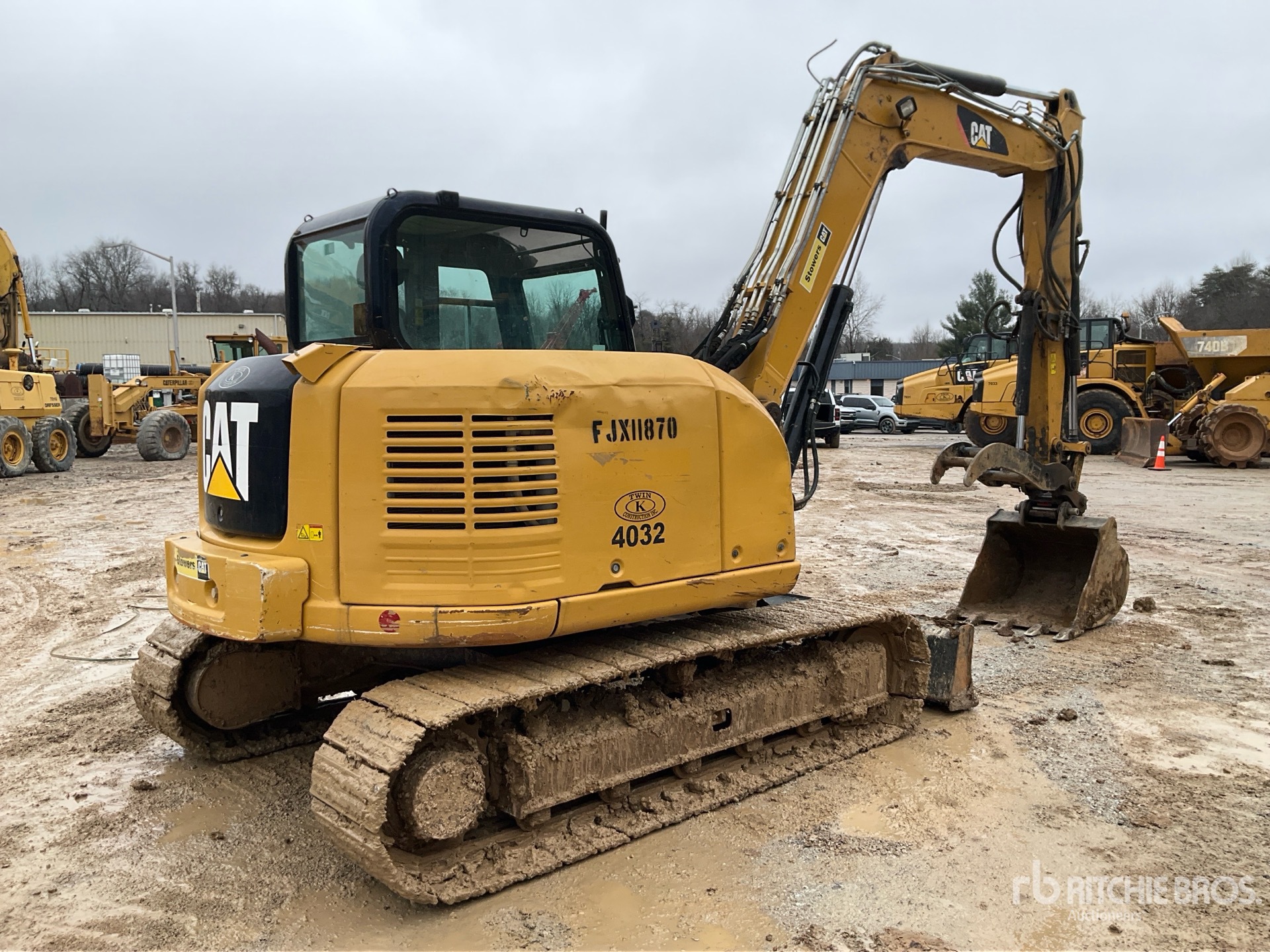 General Appearance with Imagen: esquina trasera derecha