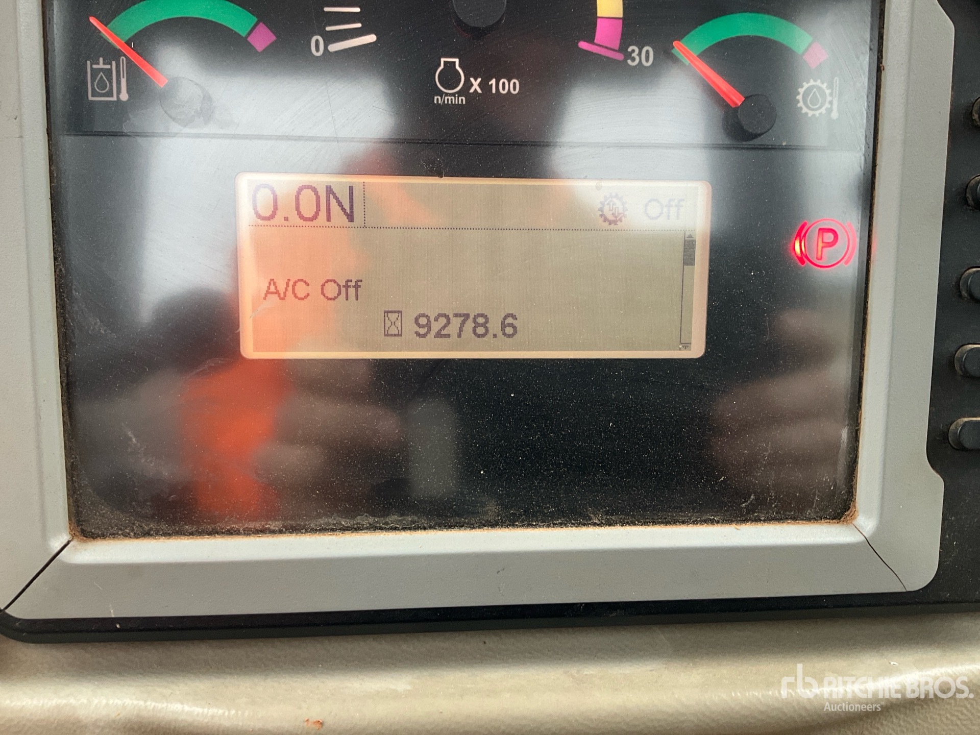 General Appearance with Hour Meter / Odometer