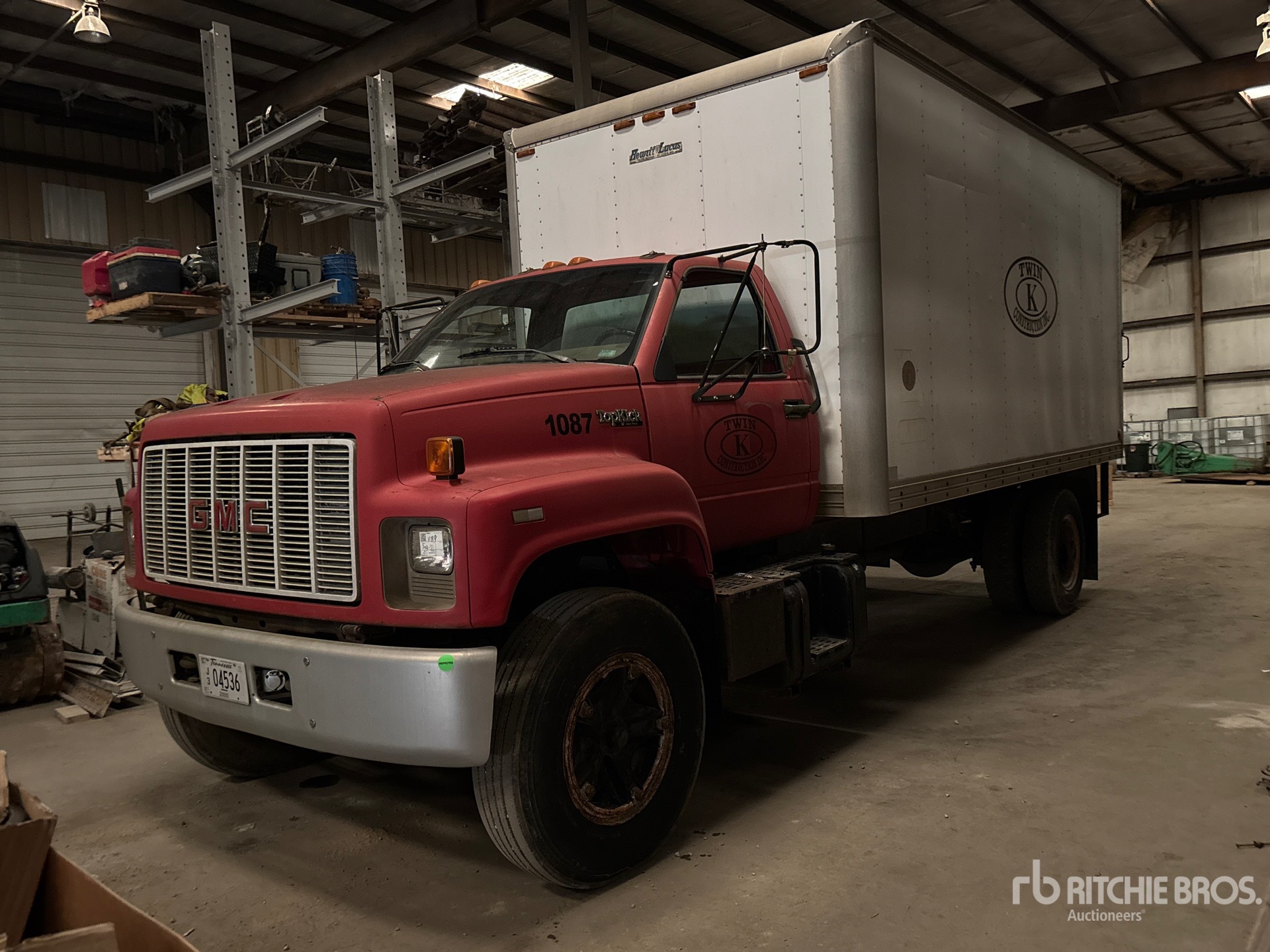 General Appearance with Foto, angolo anteriore sinistro