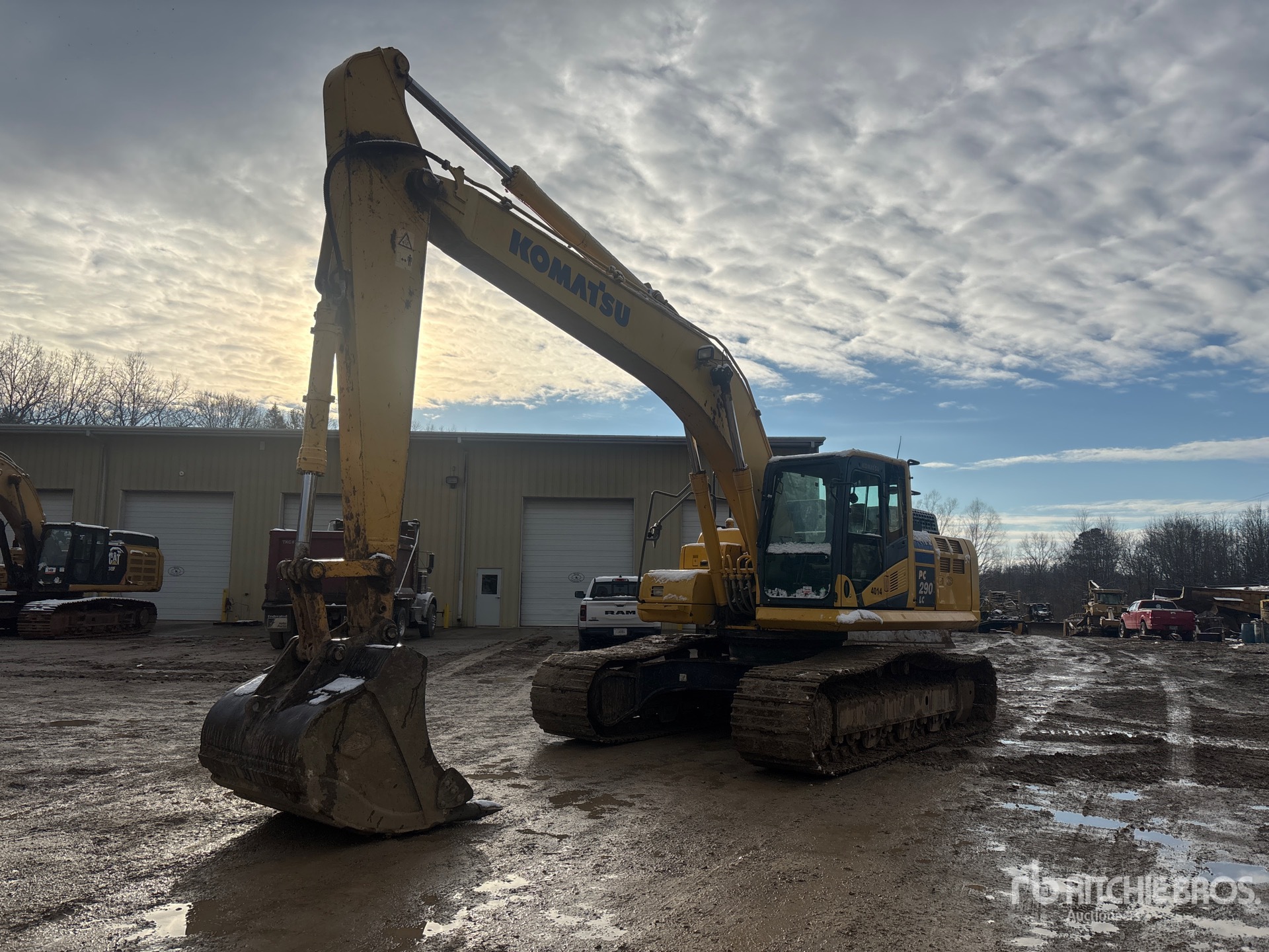 General Appearance with Foto, angolo anteriore sinistro