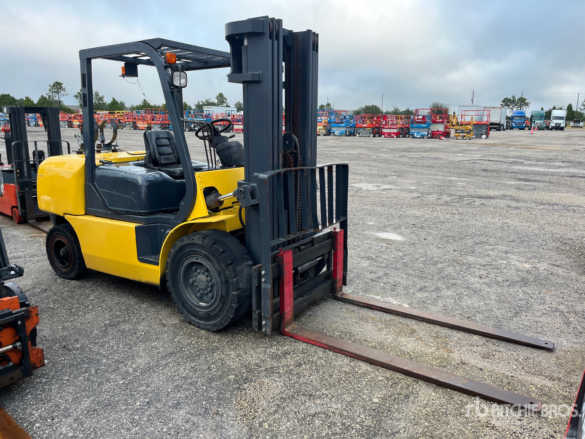 General Appearance with Picture, Right Front Corner