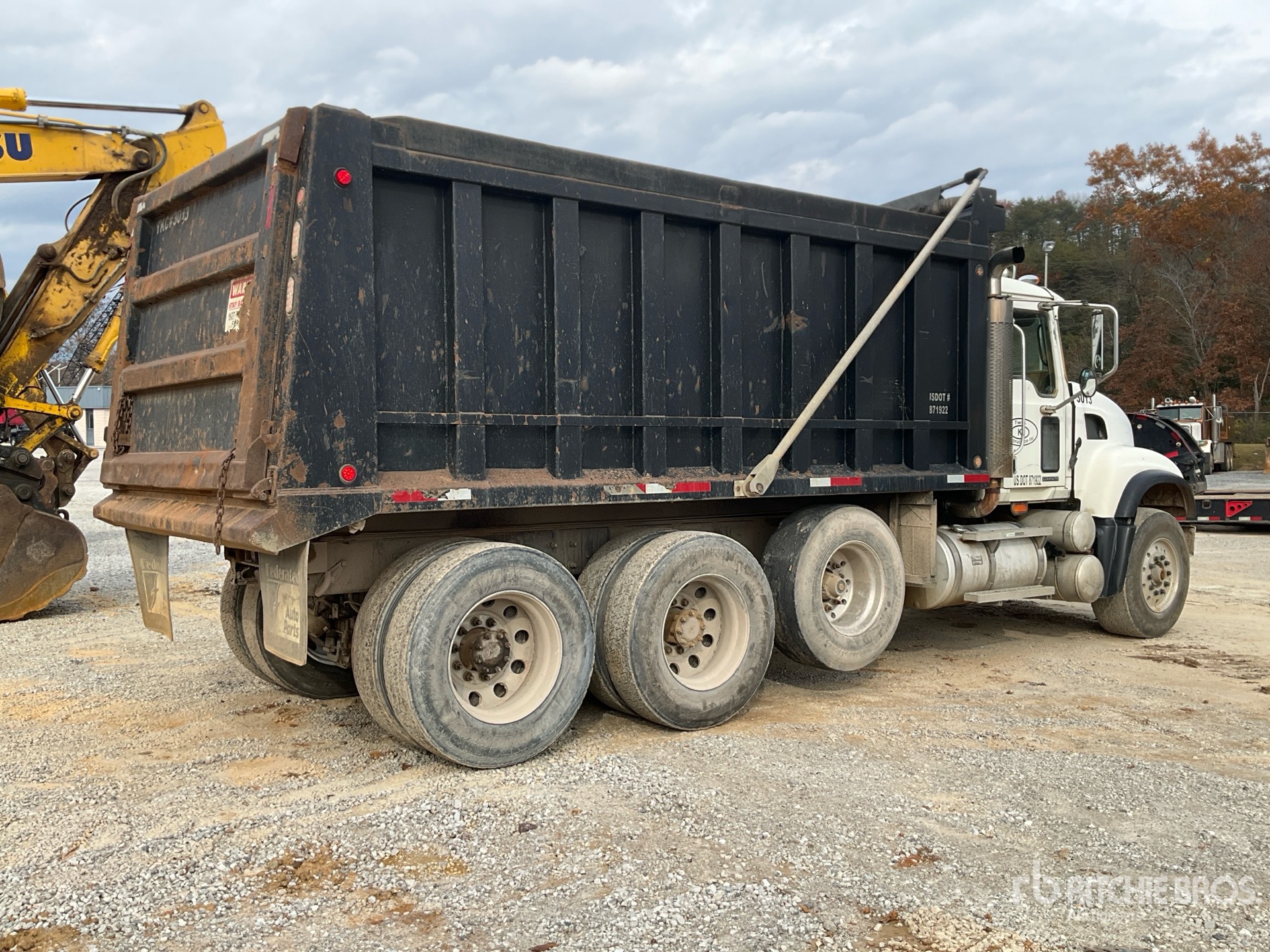 General Appearance with Foto, angolo anteriore sinistro