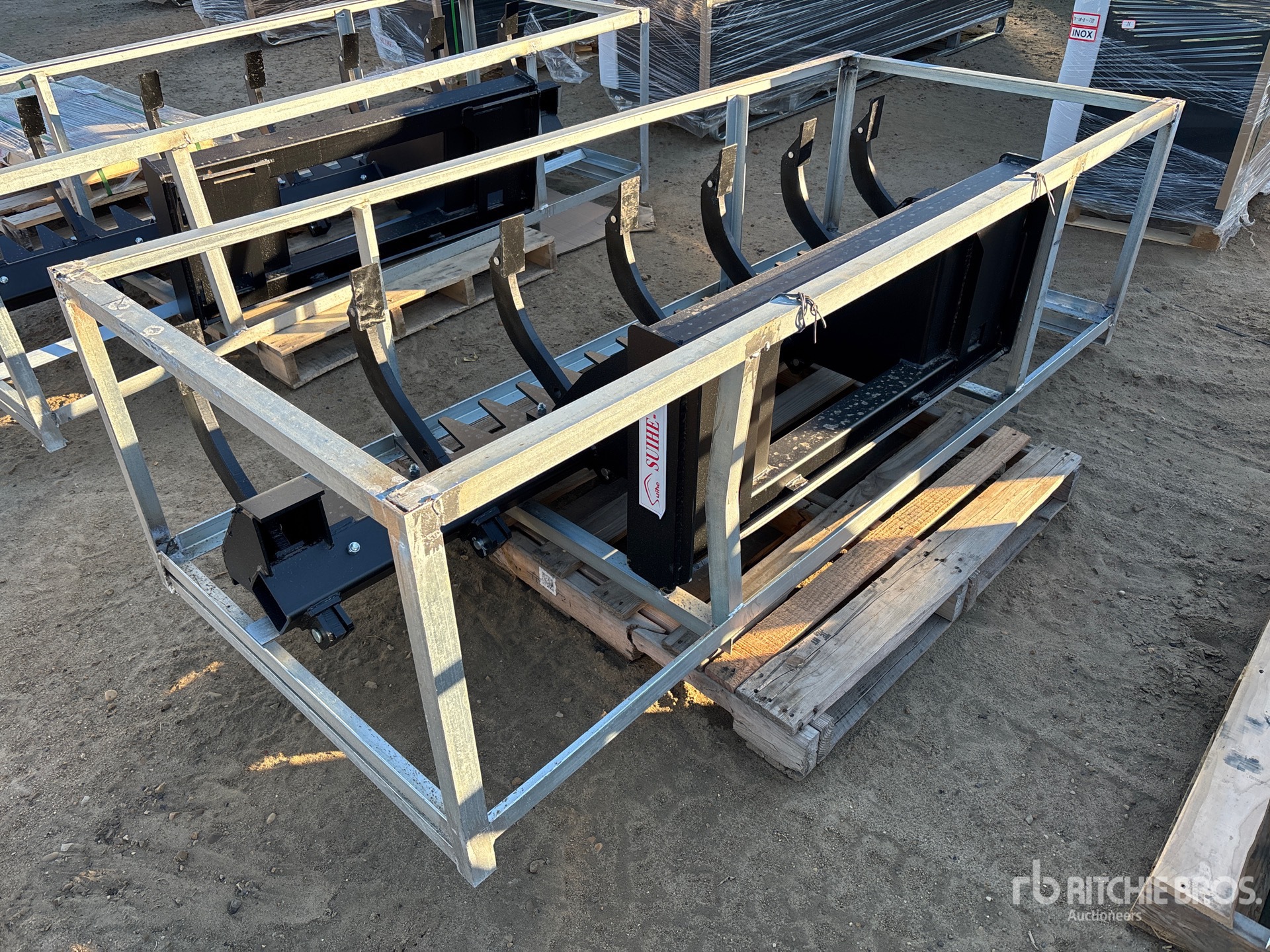 General Appearance with Bild, Ecke hinten links