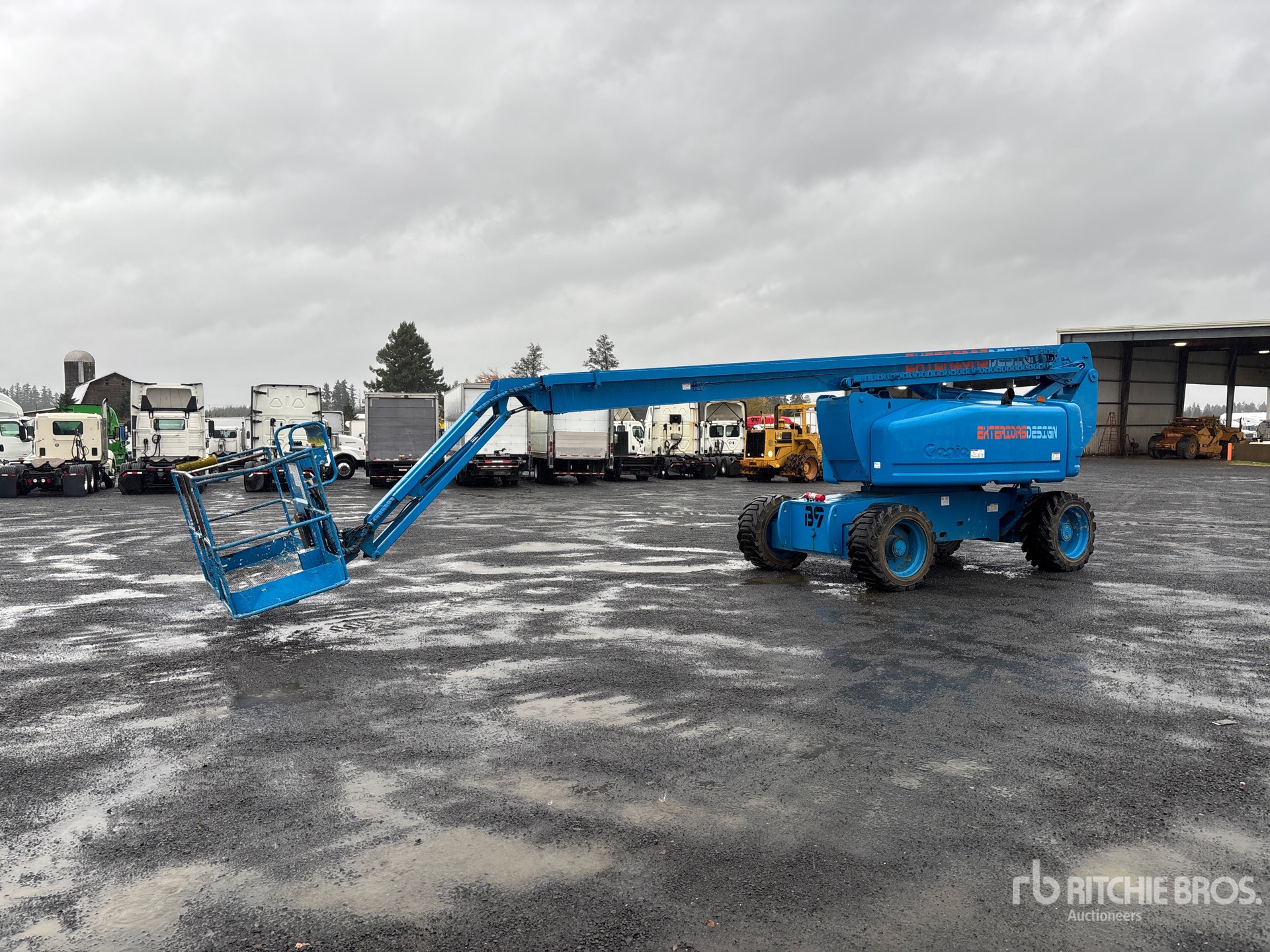 General Appearance with Picture, Left Front Corner