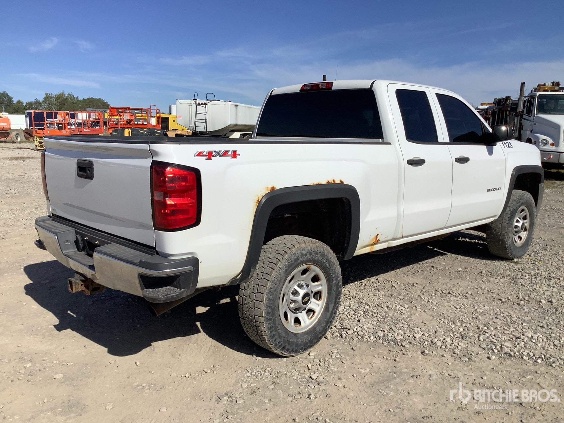 General Appearance with Picture, Right Rear Corner