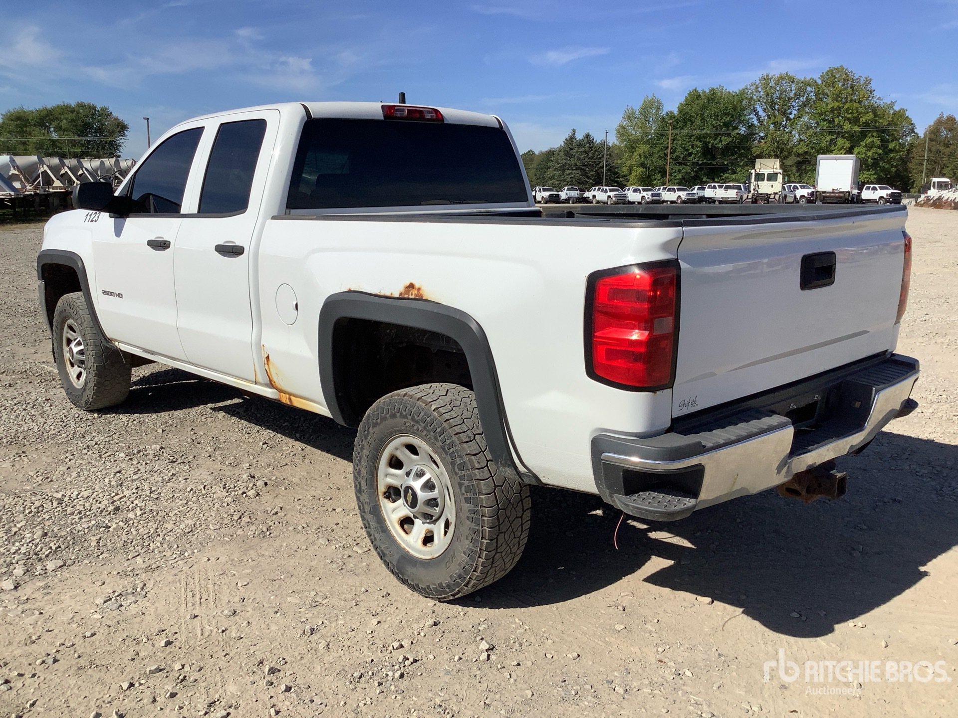 General Appearance with Picture, Left Rear Corner