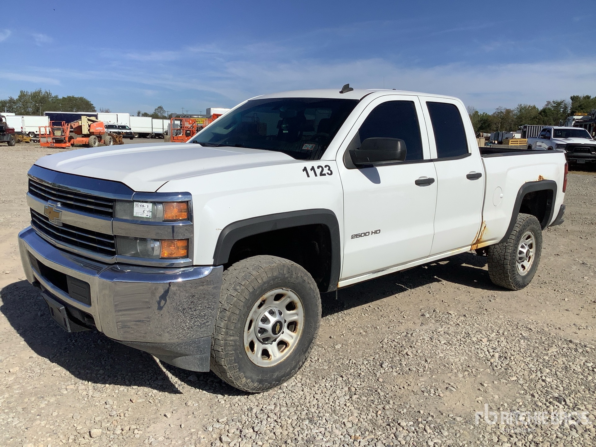 General Appearance with Picture, Left Front Corner