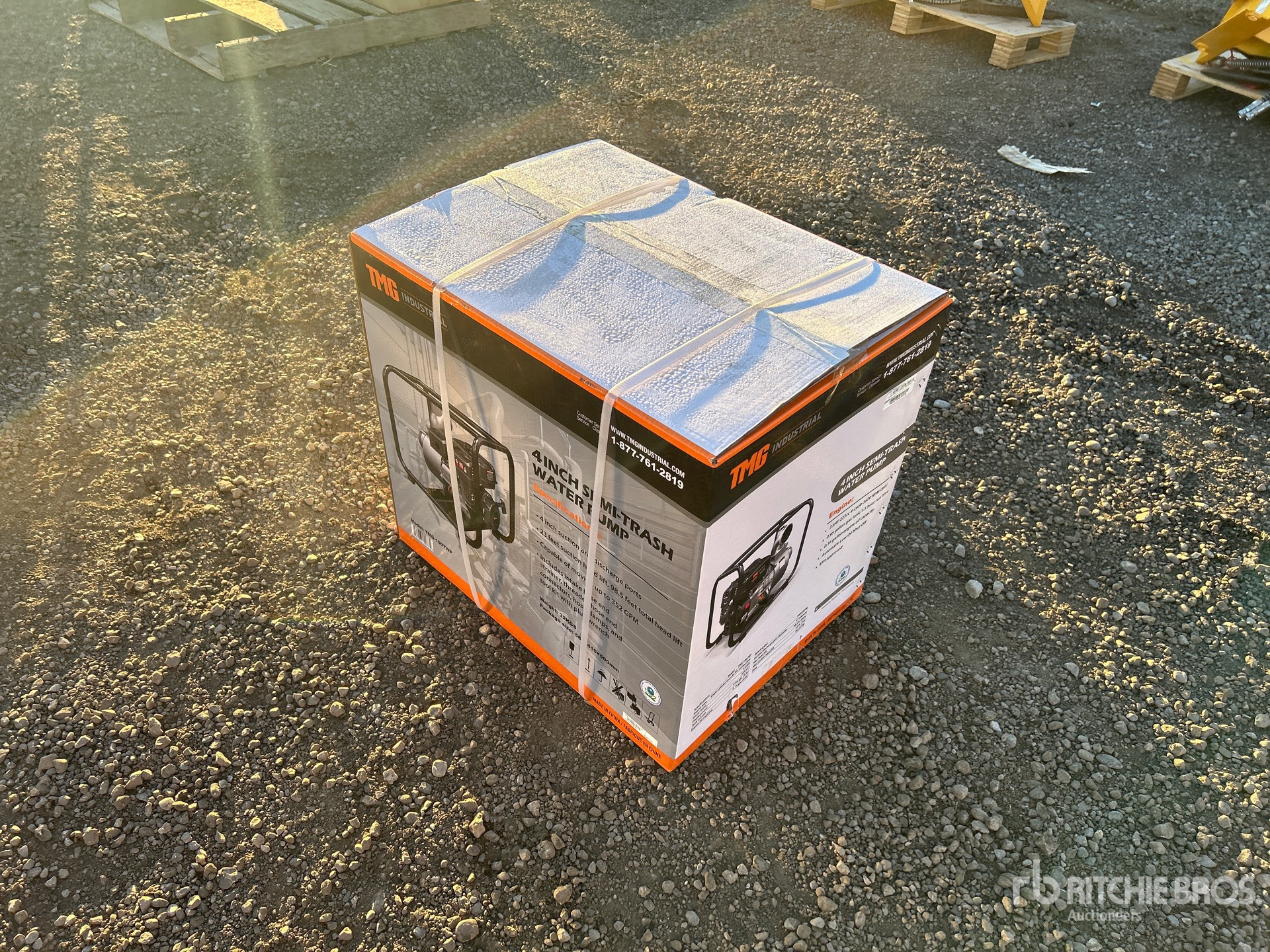 General Appearance with Picture, Right Rear Corner