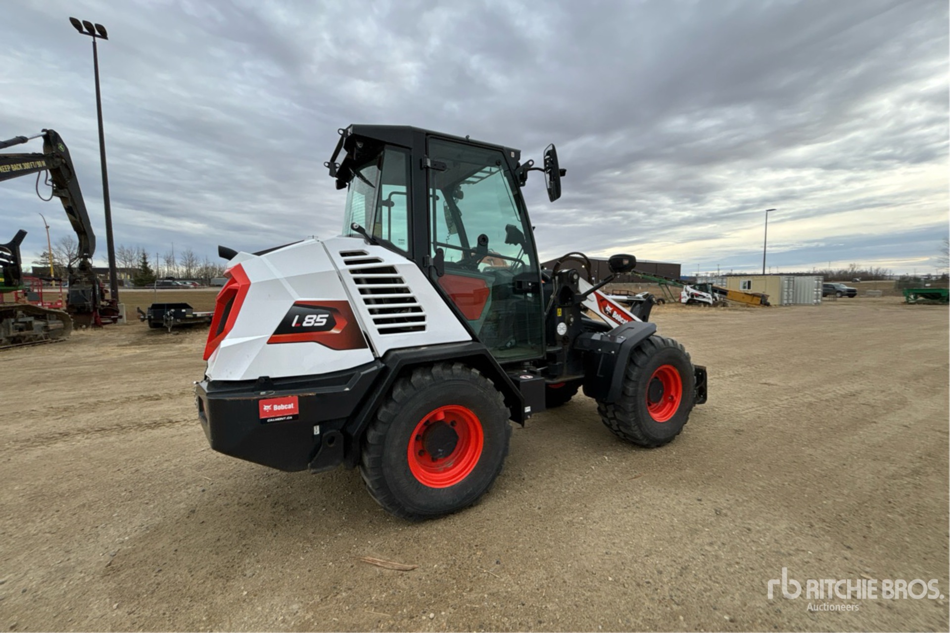 General Appearance with Picture, Right Rear Corner