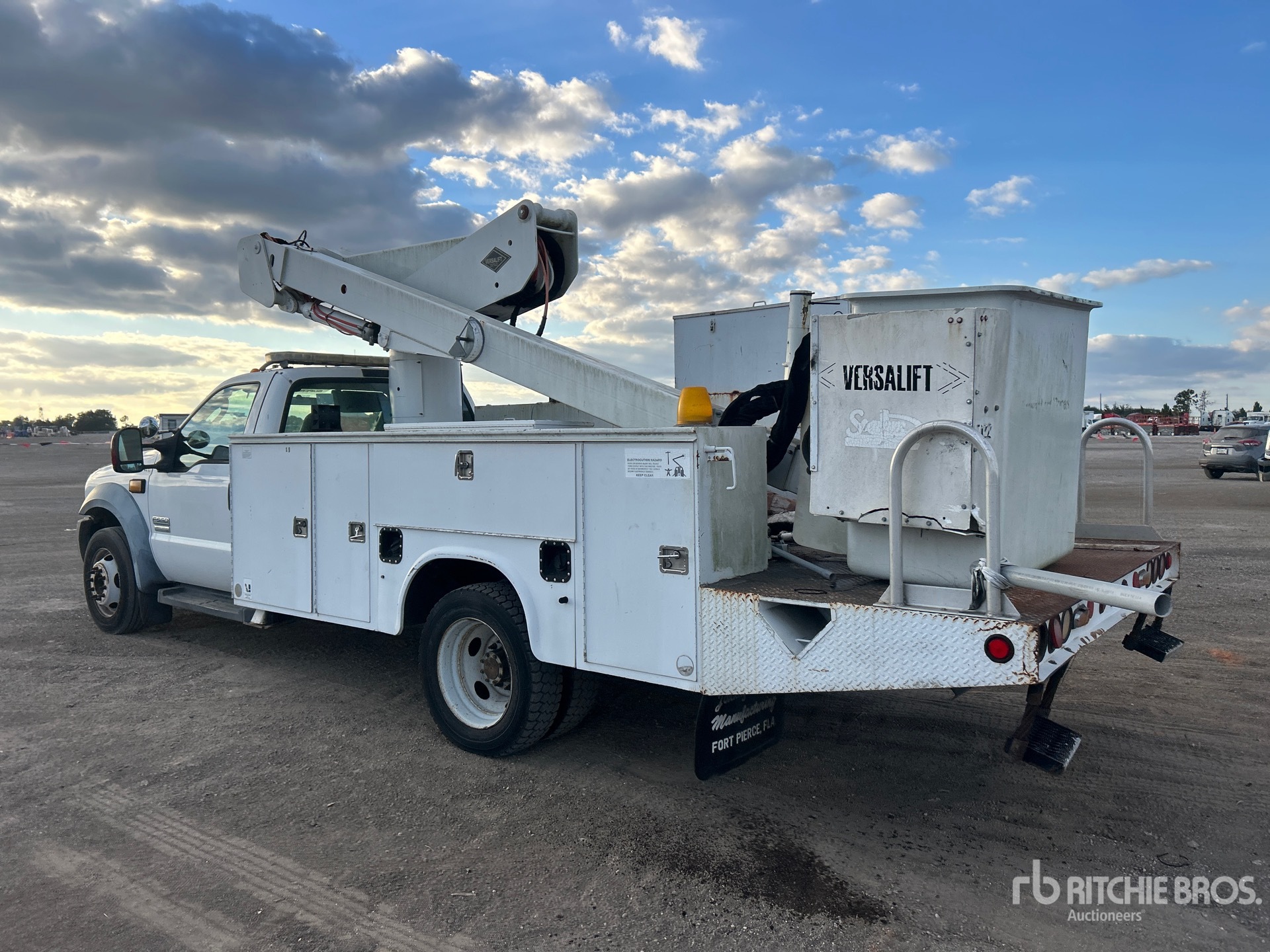 General Appearance with Zdjęcie, lewy dolny róg