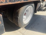 Underbody with Right Center Drive Tires
