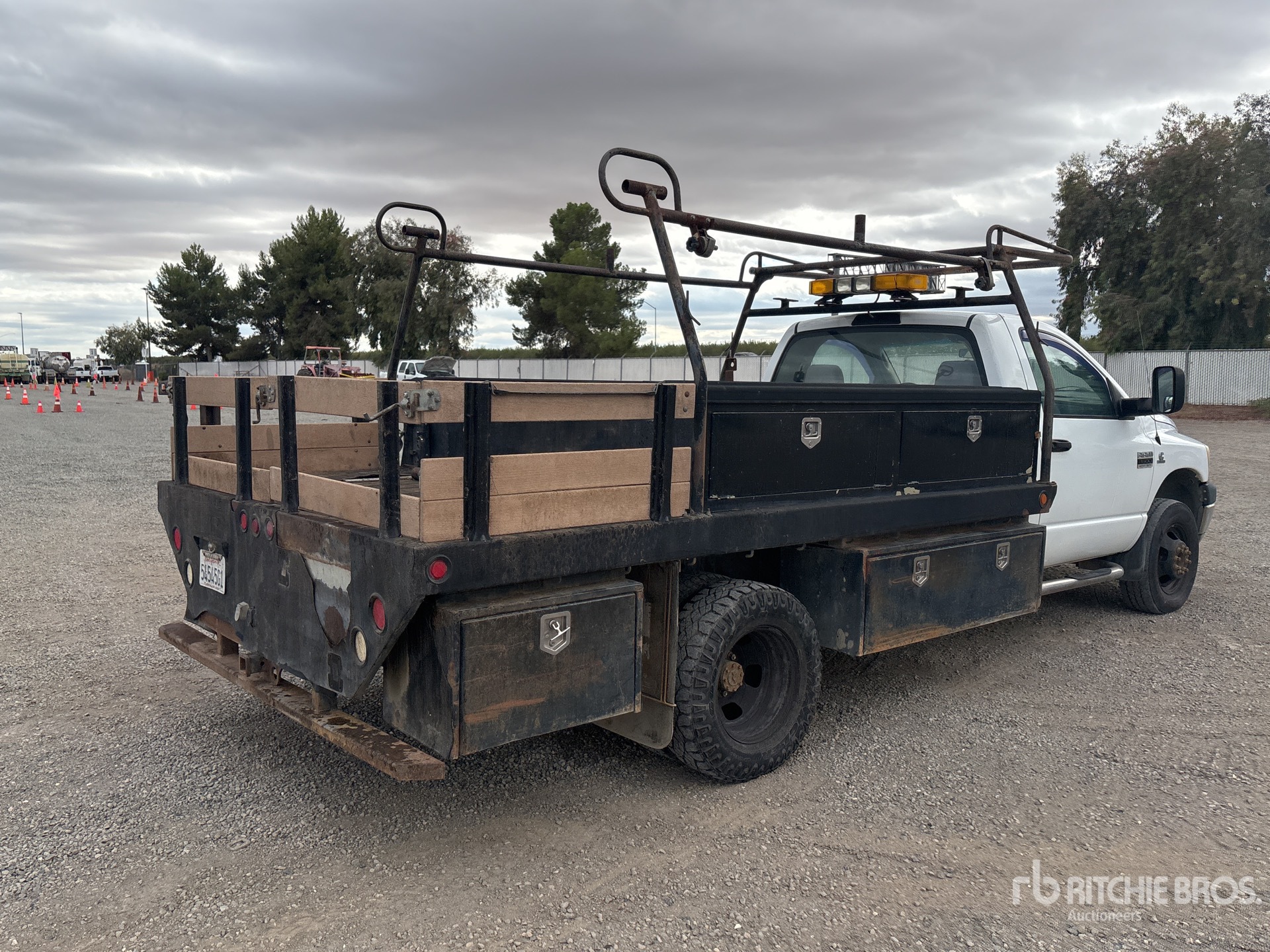 General Appearance with Picture, Right Rear Corner